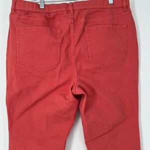 Women’s Red Jeans - Stylish Everyday Fit